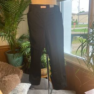 Reitmans Black cropped pant size 9 BNWT